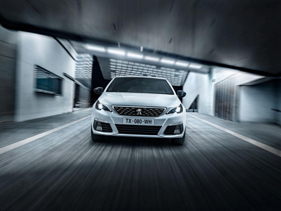  Peugeot 308 GT Line 2017 года  (WW) (фото 42 из 45)